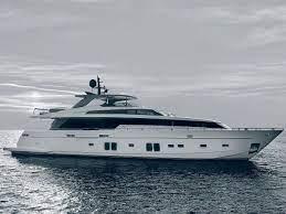 Find your luxury yacht at lengersyachts.com. Sanlorenzo Kaufen Boats Com