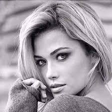 Lubna Ali's Instagram, Twitter & Facebook