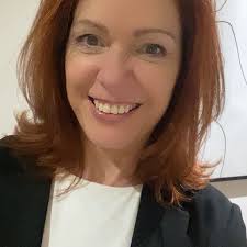 The Ageing Doctor, Vonda Wright, explains the key to keeping your muscles  strong as you get older! 👀