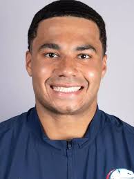 Darius Mckenzie's Instagram, Twitter & Facebook