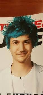 Jesse Hendon's Instagram, Twitter & Facebook