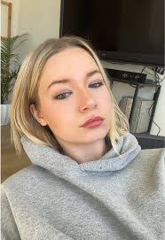 Ravon Dixon's Instagram, Twitter & Facebook