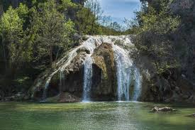 Rival gangs seek out millions of dollars hidden inside a luxury condominium that's scheduled to be demolished, but first they have to deal with the janitor who found the loot first. Turner Falls Park