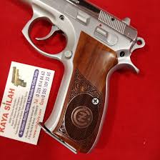 Tabanca Kabzeleri Pistol Grips Panosundaki Pin