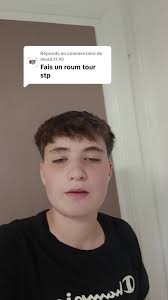 Aaron Yle Galaxi Room Tour