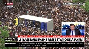 Des manifestants se rassemblent place de la bastille à paris, le 28 novembre 2020, pour protester contre le projet de loi sécurité globale. La Manifestation Reste Statique Place De La Republique Depuis 14h30 Youtube