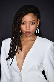 Chloe bailey's instagram live stream with jordyn woods from february 2nd 2021. Chloe Bailey Celebrates Reaching 1 Million Instagram Followers With Jaw Dropping Silhouette Dance The Shade Room