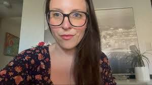 Melissa Wike's Instagram, Twitter & Facebook