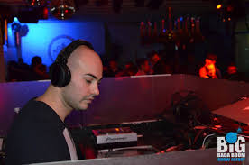 Ob zürich, bern, basel oder luzern, wir freuen uns ihren anlass als hochzeits dj unvergesslich zu hochzeit ♥ hochzeits dj gesucht? Tamada Event Und Hochzeitsband Agency Dj Stalker Aus Stuttgart Fur Ihre Hochzeit