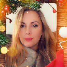 Most recent pics I could find of the season 1 ROL cast w/Instagram  handle-also I'm not sure if it's Erin, but what do you guys think? :  r/RockOfLove