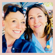 Melissa Shrout's Instagram, Twitter & Facebook