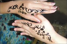 Gambar henna tangan mudah ditiru. 50 Gambar Henna Mudah Dan Cantik Terbaru Dan Terlengkap