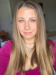 Pink tinted baking powder recommendations for dry skin