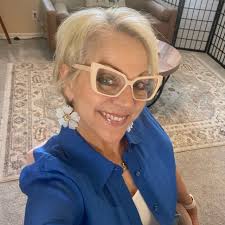 Shawna Bailey-Gonzalez (@shawnag.cabiwithme) • Instagram photos and videos