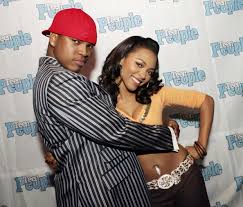 Jay-Z presenta El Salón de Escucha de Teen People con Ne-Yo, Rihanna y Teairra Mari (2005) : r/rnb