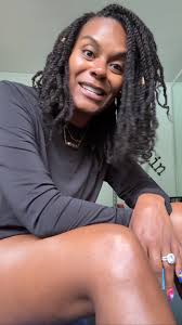 On our way ❤️🥑 @naacpimageawards ❤️ Dress by @adebyfemi Suit by @richfresh  #tabithabrown #winner #naacpimageawards