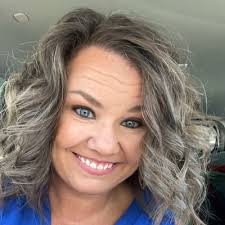 Rachelle Lancaster's Instagram, Twitter & Facebook