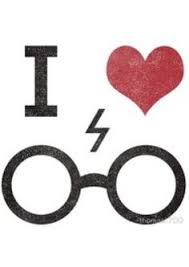 Cela a toujours été difficile d'être harry potter, et ce n'est pas vraiment plus facile maintenant qu'il est un employé du ministère de la magie débordé, un mari et le père de trois enfants. 280 Idees De Dessin Harry Potter Dessin Harry Potter Harry Potter Dessin
