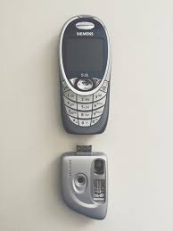 In de nieuwe siemens showroom leert, ervaart én probeert u zelf alle mogelijkheden van home connect. 52 Oldtimer Mobile Phone Ideas Nokia Mobile Phone Old Phone
