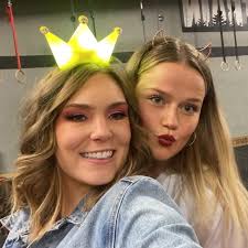 Hannah Downing and Patrick Tuttle's Wedding Website