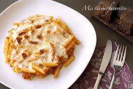 Macarrones Con Carne Picada Y Bechamel Thermomix Macarrones Con Carne Macarrones Con Carne Picada Comidas Para Cenar