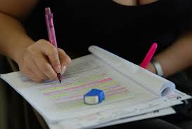 O grande espanto, para secundaristas que sonham com a universidade, é a incompatibilidade entre as datas do enem e dos outros programas, afirma a união brasileira dos estudantes secundaristas (ubes), em nota. Estudantes Nao Poderao Usar Nota Do Enem 2020 No Prouni E No Fies Brasil Diario De Pernambuco