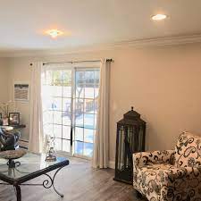 Benjamin Moore Edgecomb Gray Paint Color Ideas Edgecomb Gray Grey Paint Colors Grey Paint