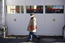 Fermeture en revanche partielle en italie, où seulement 50% des cours se feront en présentiel. Fermeture Des Ecoles En Italie Le Ministre Rendra Une Decision Dans Les Prochaines Heures Le Soir