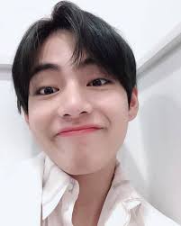 Aaahhhh Selca Kim Taehyung Dengan Black Hair Nya Bucinnya Mana Nih Btstwitterupdate Bts Twt Rambut Hitam Selebritas Orang Lucu