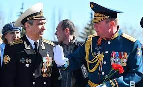 Сам лично участвовал при различных катастрофах, он прославил мчс россии на весь мир!!! V Rossii Izmenyat Pravila Nosheniya Nagrad Na Paradnoj Forme Realnoe Vremya