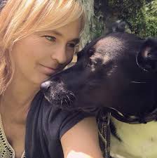 Selling Crowns in Animal Crossing New Horizons