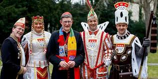Statt dringend benötigte reformen voranzutreiben, sendet kardinal woelki signale, die die sache schlimmer machen. Kolner Karneval Dreigestirn Von Kardinal Woelki Im Erzbistum Empfangen Kolner Stadt Anzeiger