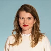 Lisa Botti's Instagram, Twitter & Facebook