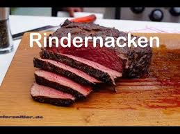 1 5 Kg Rindernacken Vom Grill Youtube Rindernacken Essen Rezepte