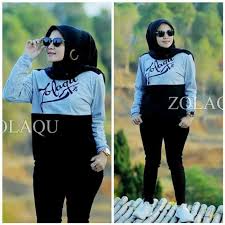 Anda bisa mencari produk ini di toko online yang mungkin jual kaos wanita lengan panjang. Kaos Zolaqu Atasan Zolaqu Terbaru Kaos Zolaqu Ori Lazada Indonesia