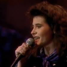 Mireille Darc au Lido en 1977.