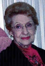 Rita Currie's Instagram, Twitter & Facebook