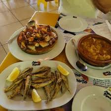 Sus 26 maravillosos campos de golf, el clima que permite jugar los. Brisa De Espana 335 Photos 141 Reviews Spanish 8726 Nw 26th St Doral Fl Restaurant Reviews Phone Number Menu