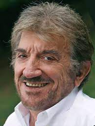 Comincio a essere stanco ma voglio fare ancora tante cose. Biografia Di Gigi Proietti