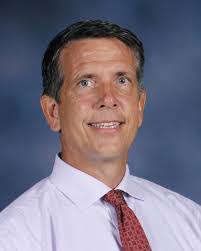 Kristy Nave's Instagram, Twitter & Facebook