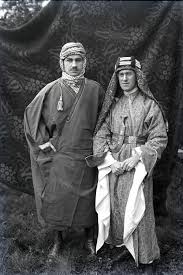 An epic about british officer t.e. T E Lawrence And Lowell Thomas Lawrence Of Arabia Lowell Thomas Lawrence