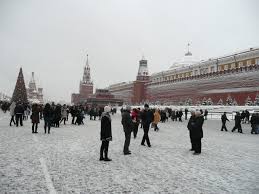 Regen oder sonne, shorts oder lieber gummistiefel? Wann Ist Die Beste Zeit Um Nach Russland Zu Reisen Und Welche Kleidung Sollte Man Tragen