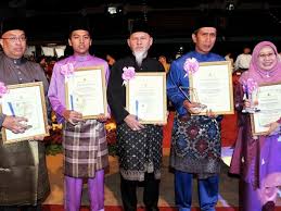 2019 malaysia sat, nov 9 national holiday. Bekas Kpn Selangor Terima Anugerah Maulidur Rasul Mynewshub