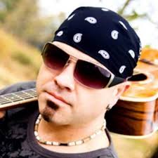 Robyn Randle (@audaciousjack15)