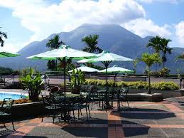 Karena lukisan itu tingkat kesusahannya tinggi sekali. Pemandangan Cantik Gunung Penanggungan Picture Of Grand Whiz Hotel Trawas Mojokerto Prigen Tripadvisor