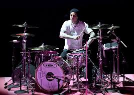 He currently resides in fontana, california, usa. What Is Travis Barker S Net Worth