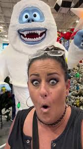 Log Snowman at Lowes