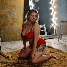 Thick curvy babe - MOTHERLESS.COM