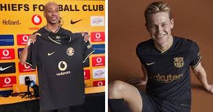 A few days ago the images of the new kits got leaked and spread all over social media which sparked lots of reactions. Kaizer Chiefs Surprised As Nike Use Design Of Club S 50 Years Anniversary Jersey As Barca 2nd Kit