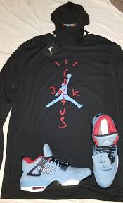 Additional details include cactus jack, his record label, branding on the left heel and right insole and a reverse travis scott tag on the inner left. Jordan 4 Retro Travis Scott Wallpapers Wallpaper Cave
